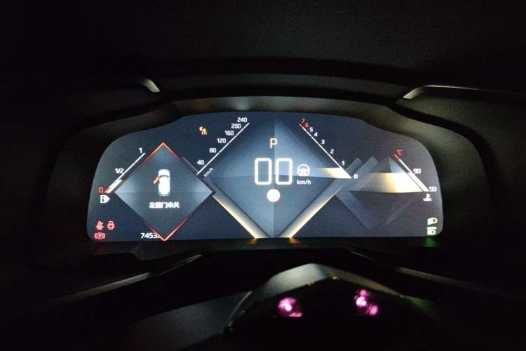 Used DS 7 2018 45THP Opera Edition Instrument Cluster