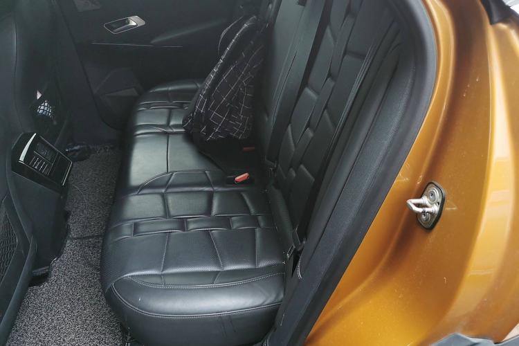 Used DS 7 2018 45THP Opera Edition Interior 4