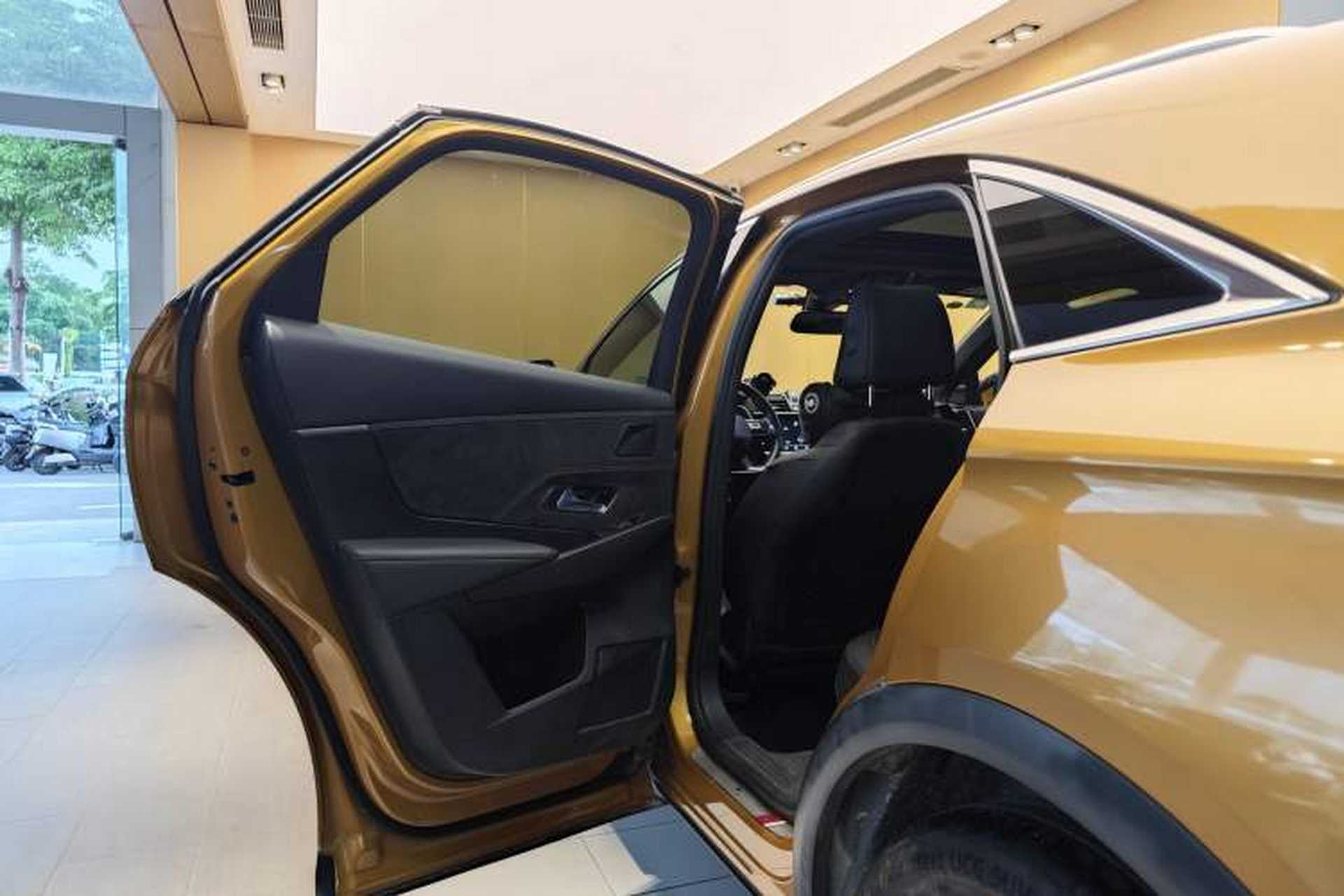 Used DS 7 2018 35THP Pashy Edition Interior 5