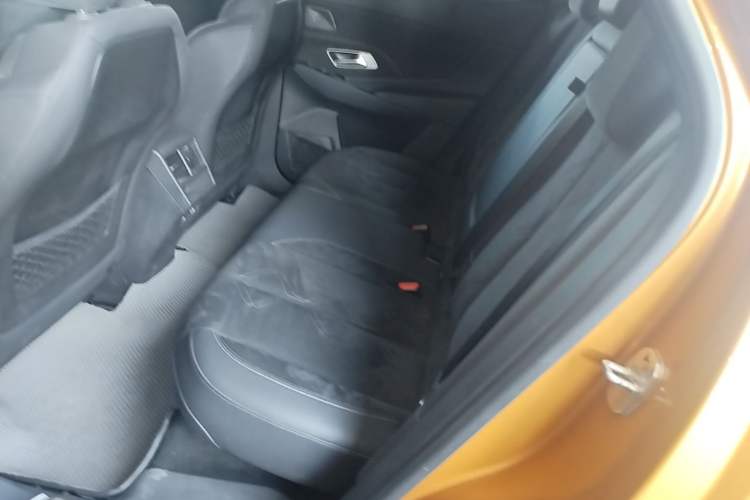 Used DS 7 2018 45THP Sport Edition Left Rear Seat