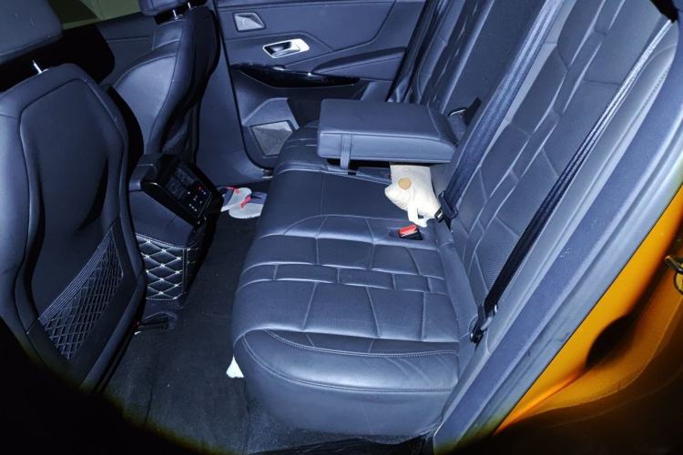 Used DS 7 2018 45THP Opera Edition Left Rear Seat