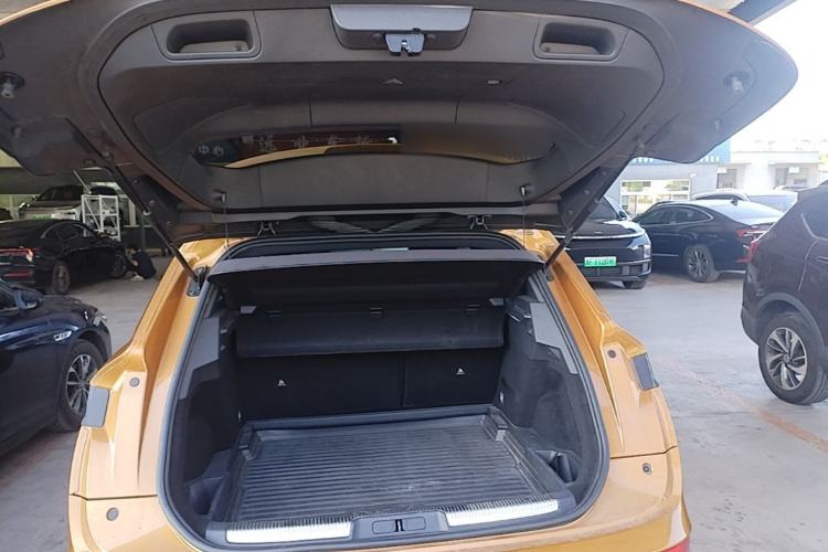 Used DS 7 2018 45THP Sport Edition Trunk