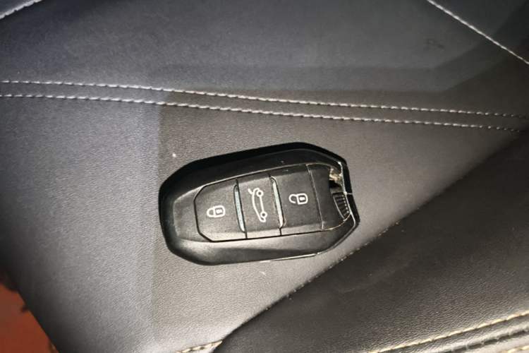 Used DS 7 2020 35THP Montmartre Edition Vehicle Key