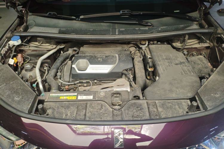 Used DS 7 2020 35THP Montmartre Edition Engine Bay