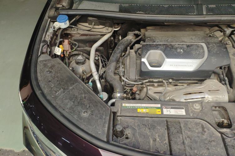 Used DS 7 2020 35THP Montmartre Edition Engine Bay Right