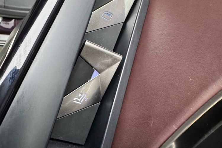 Used DS 7 2020 45THP Opera House Edition Interior 5