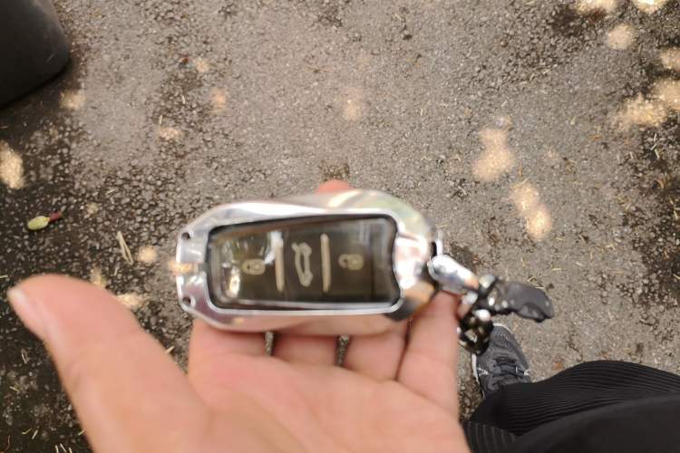 Used DS 7 2020 35THP Montmartre Edition Vehicle Key