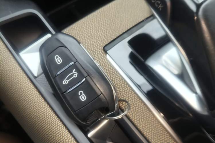Used DS 7 2020 35THP Montmartre Edition Interior 1