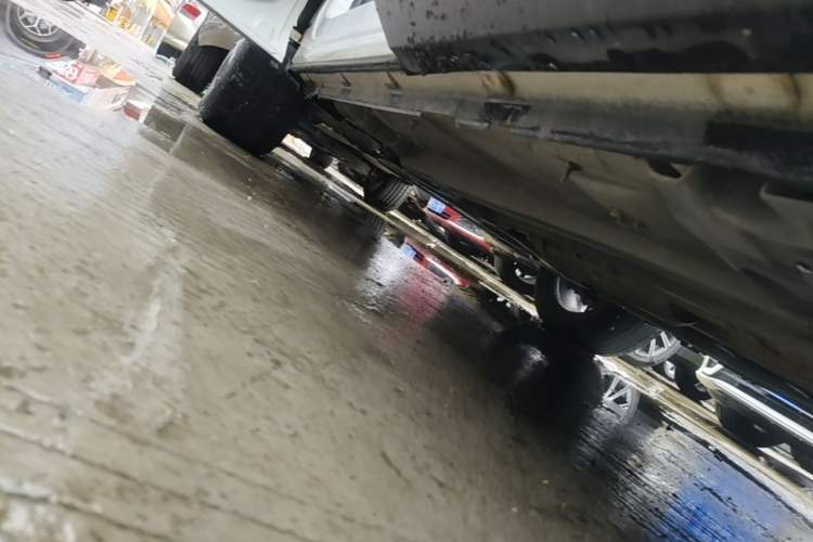 Used DS 7 2020 35THP Montmartre Edition Left Side Sill