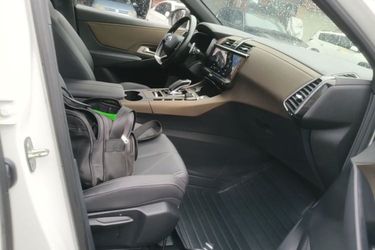Used DS 7 2020 35THP Montmartre Edition Right Front Seat