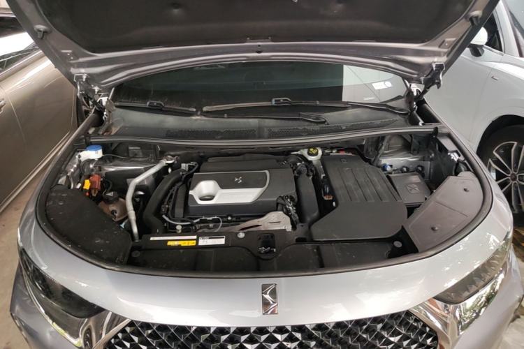Used DS 7 2022 35THP Montmartre 10th Anniversary Limited Edition Engine Bay