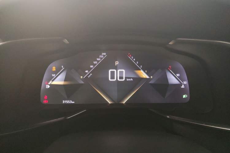 Used DS 7 2022 35THP Montmartre 10th Anniversary Limited Edition Instrument Cluster