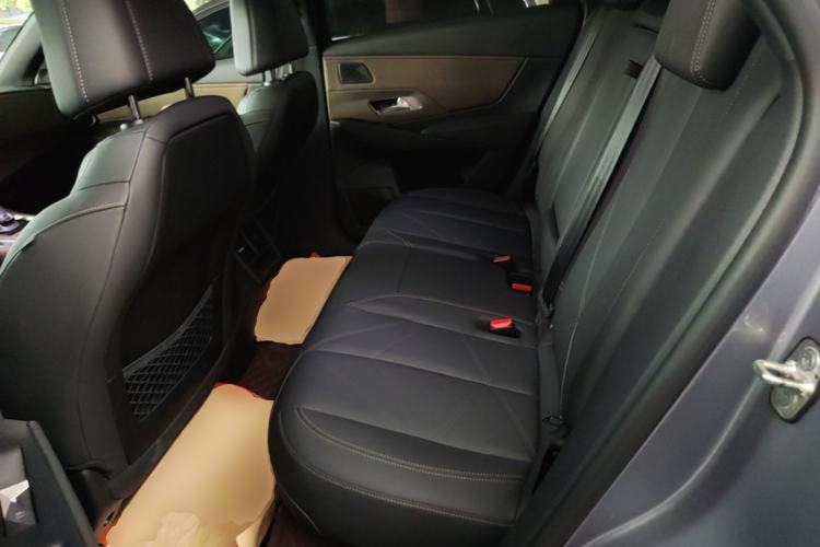 Used DS 7 2022 35THP Montmartre 10th Anniversary Limited Edition Left Rear Seat