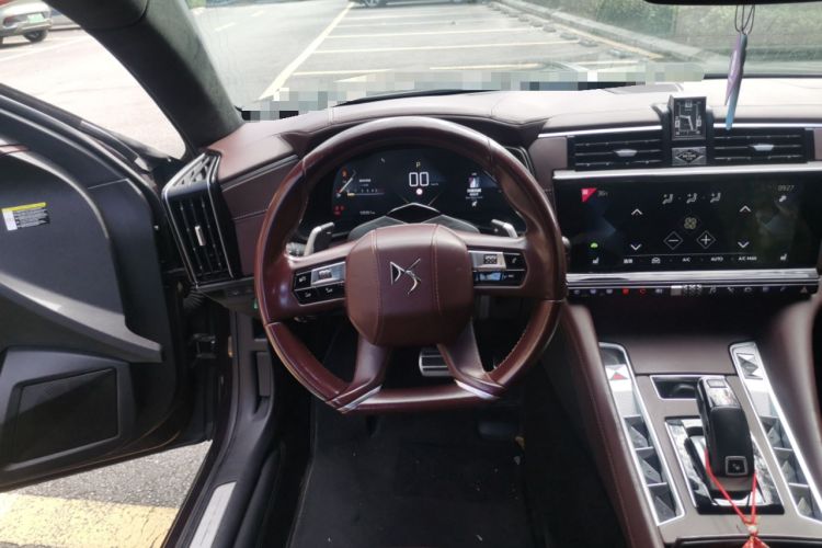 Used DS 9 2021 45THP Opera House Edition Steering Wheel