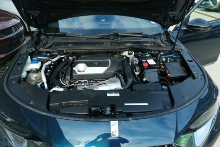 Used DS 9 2021 45THP Opera House Edition Engine Bay
