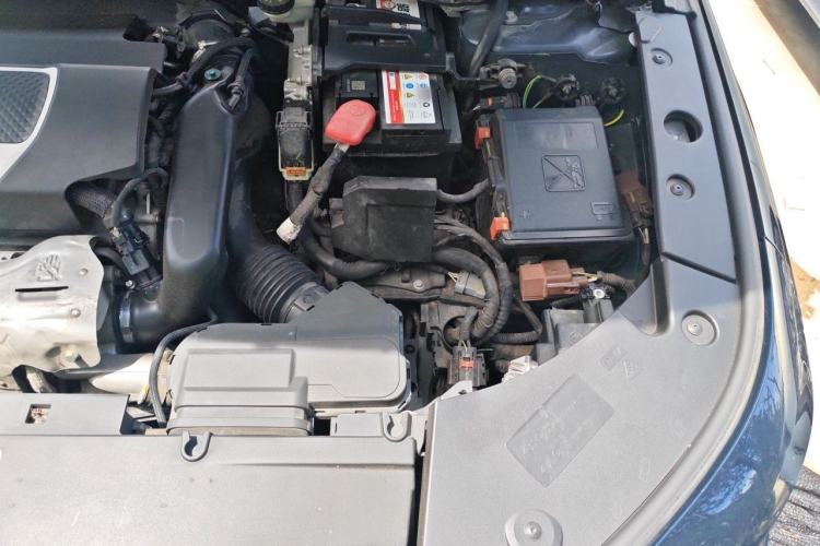 Used DS 9 2021 45THP Opera House Edition Engine Bay Left