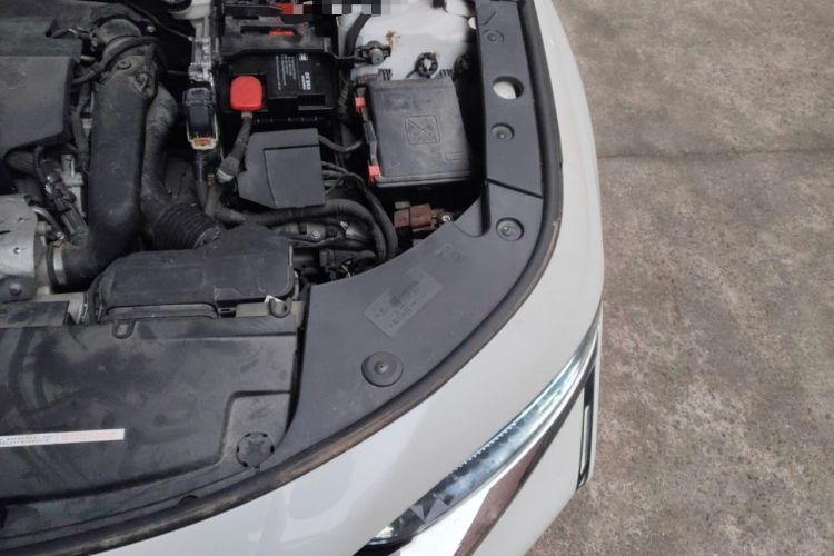 Used DS 9 2021 45THP Opera House Edition Engine Bay Left