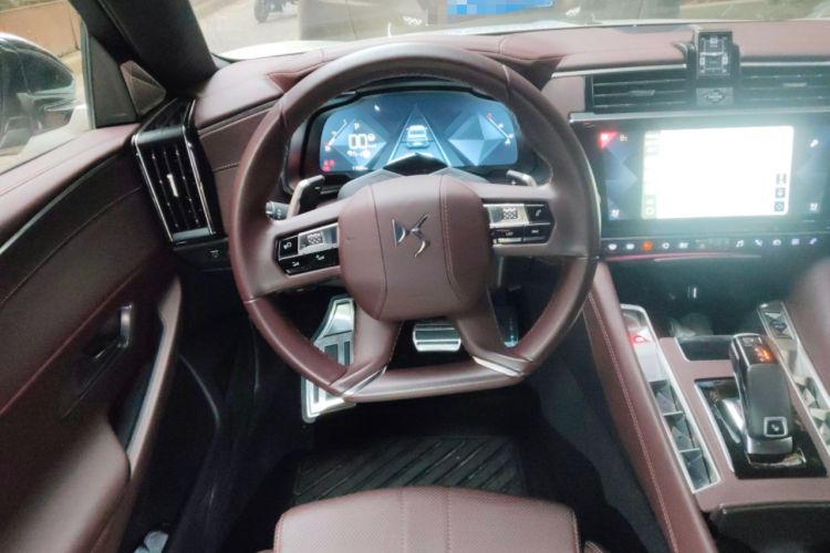 Used DS 9 2021 45THP Opera House Edition Steering Wheel
