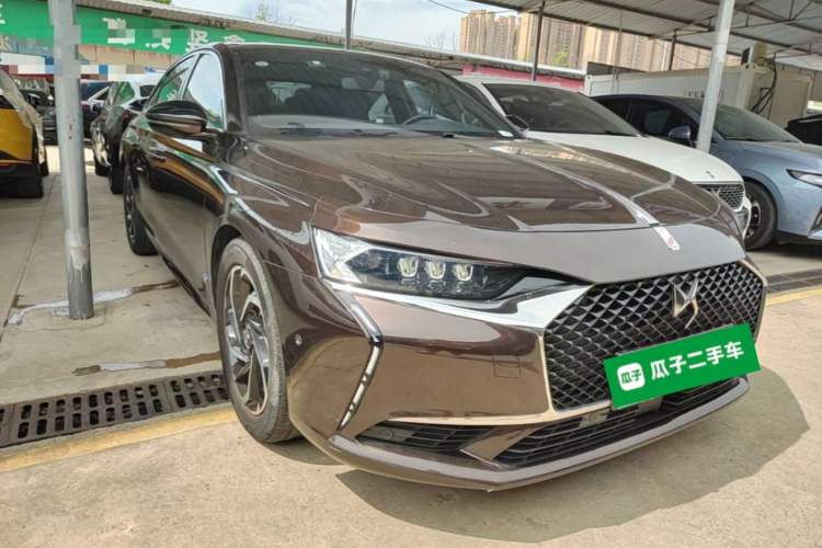 Used DS 9 New Energy 2021 1.6T E-TENSE Montmartre Advanced Plug-in Hybrid Front Right 45 Deg