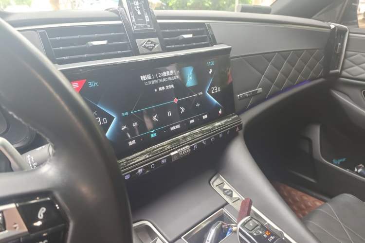 Used DS 9 New Energy 2021 1.6T E-TENSE Opera Plug-in Hybrid Edition Audio And AC Panel