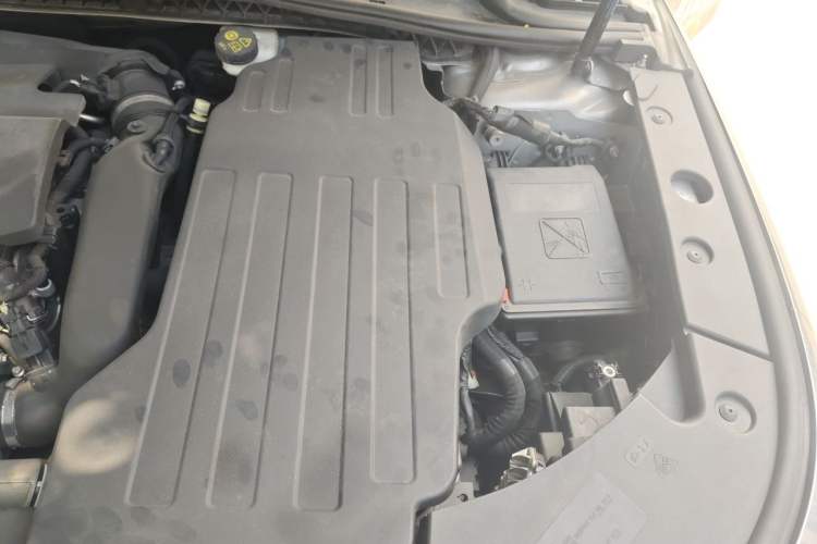 Used DS 9 New Energy 2021 1.6T E-TENSE Opera Plug-in Hybrid Edition Engine Bay Left
