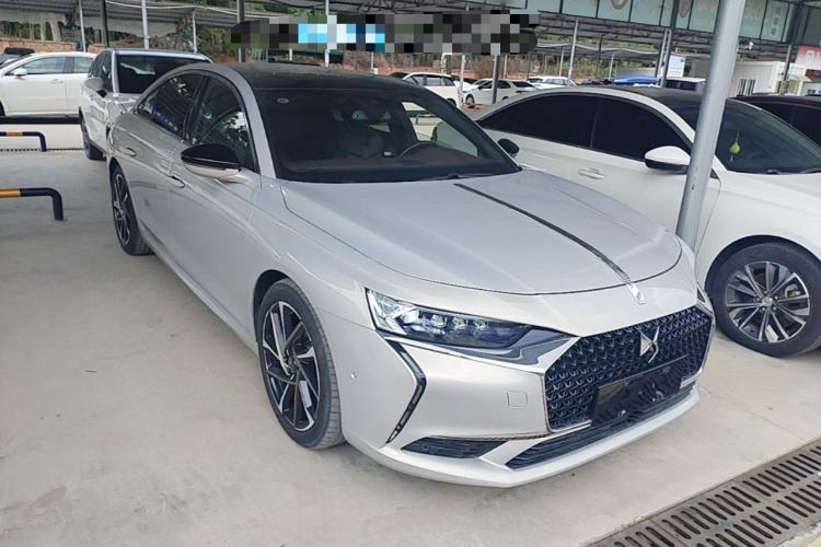 Used DS 9 New Energy 2021 1.6T E-TENSE Opera Plug-in Hybrid Edition Front Right 45 Deg