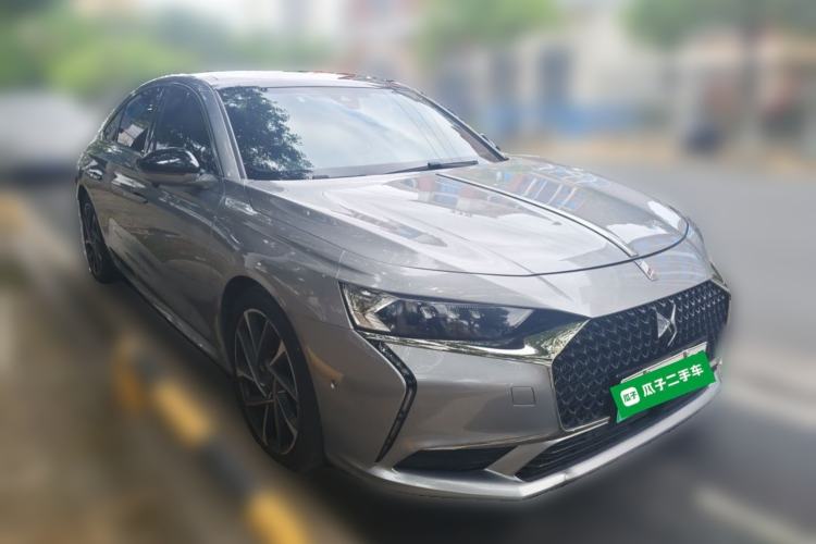 Used DS 9 New Energy 2021 1.6T E-TENSE Opera Plug-in Hybrid Edition Front Right 45 Deg
