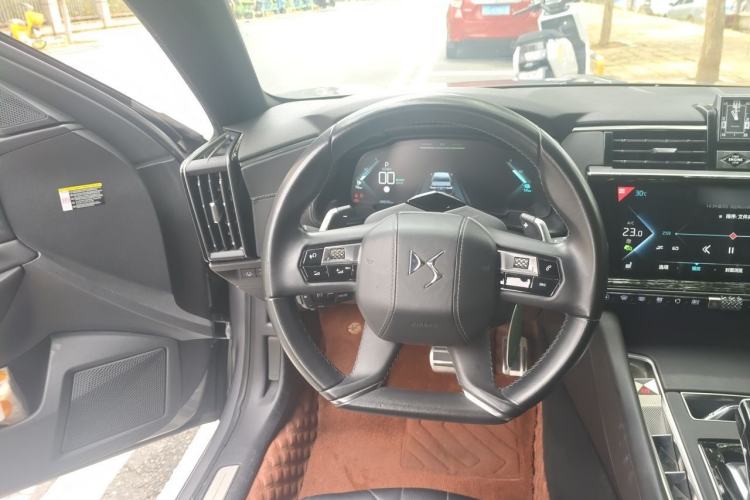 Used DS 9 New Energy 2021 1.6T E-TENSE Opera Plug-in Hybrid Edition Steering Wheel