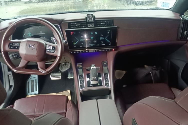 Used DS 9 New Energy 2022 1.6T E-TENSE Opera House Plug-in Hybrid Edition Center Console