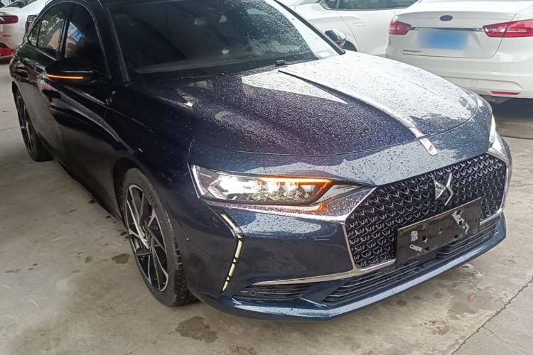 Used DS 9 New Energy 2022 1.6T E-TENSE Opera House Plug-in Hybrid Edition Front Right 45 Deg