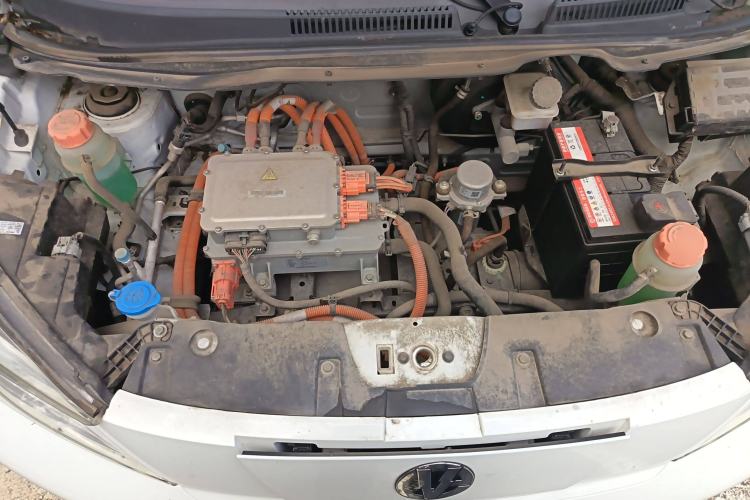 Used Electric House YOUNG Light XiaoXin 2021 S400 4-seater Engine Bay
