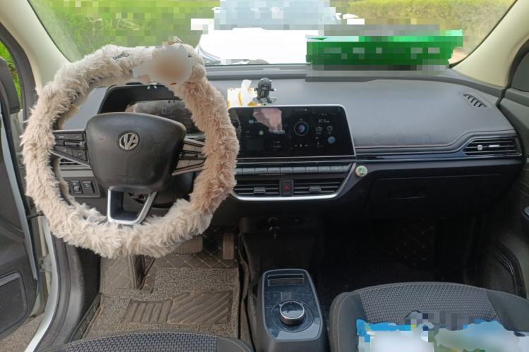Used Electric House YOUNG Light XiaoXin 2021 S400 4-seater Center Console