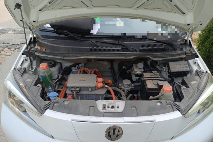 Used Electric House YOUNG Light XiaoXin 2021 S400 4-seater Engine Bay