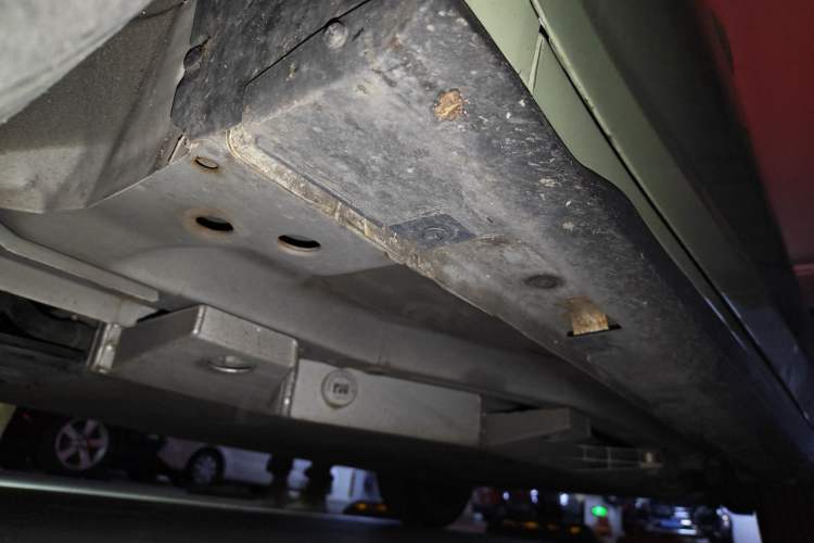 Used Electric House YOUNG Light XiaoXin 2021 L400 4-seater Chassis Front Left