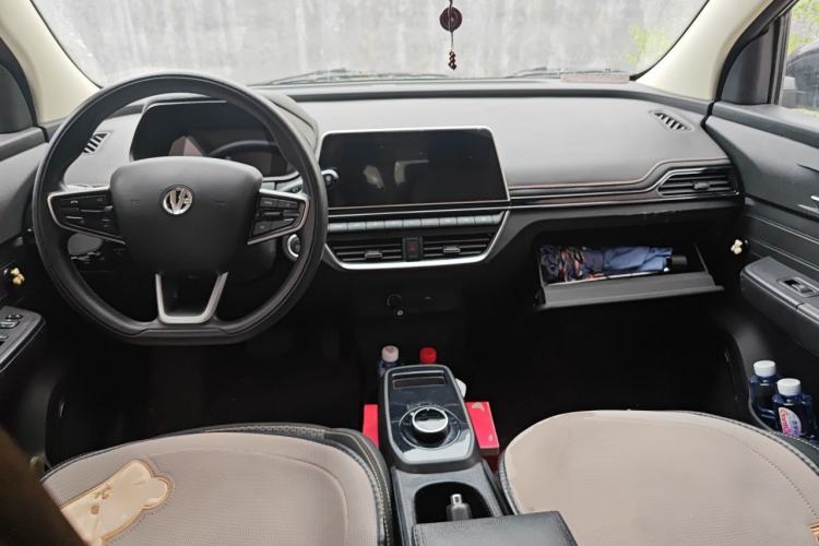 Used Electric House YOUNG Light XiaoXin 2021 S400 4-seater Center Console
