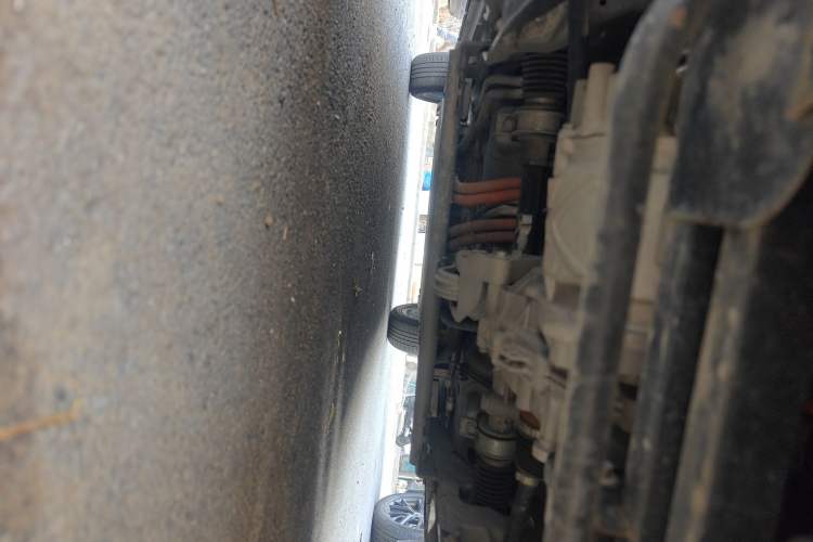Used Electric House YOUNG Light XiaoXin 2021 L400 4-seater Chassis Front