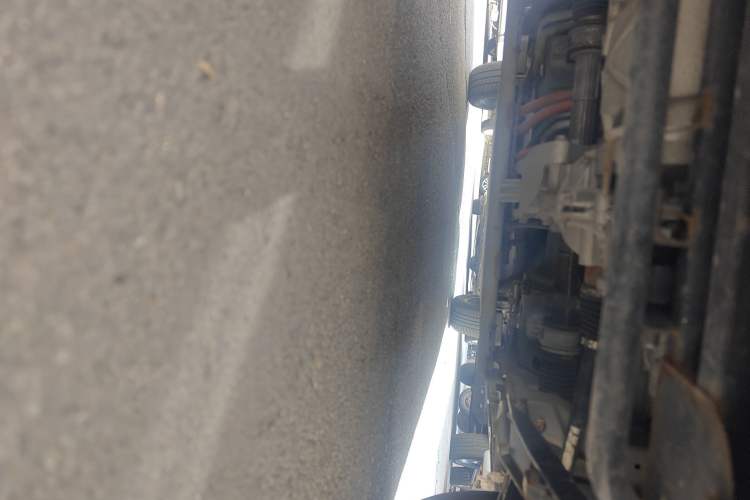 Used Electric House YOUNG Light XiaoXin 2021 L400 4-seater Chassis Front