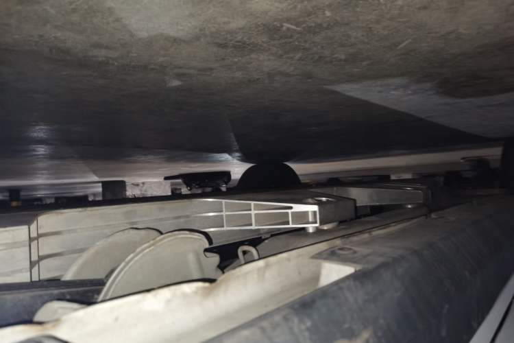 Used Electric House YOUNG Light XiaoXin 2021 S400 5-seater Chassis Rear Left