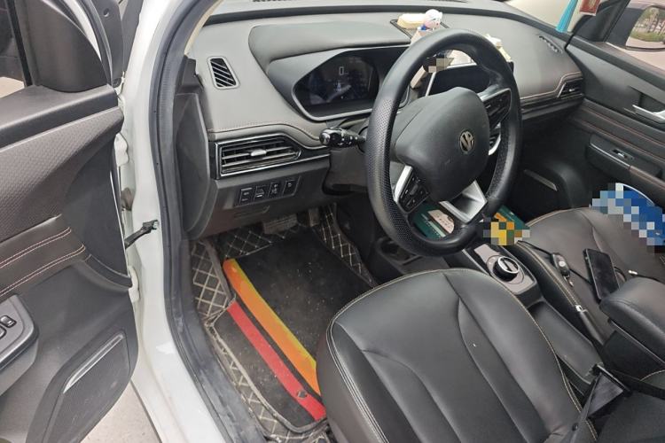 Used Electric House YOUNG Light XiaoXin 2021 Business Edition 4 Seats Driver Seat