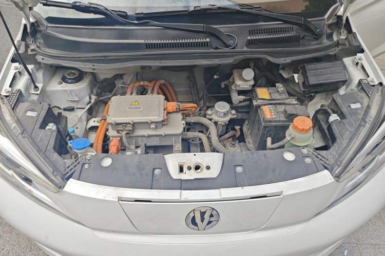 Used Electric House YOUNG Light XiaoXin 2021 S300 4-seater Engine Bay