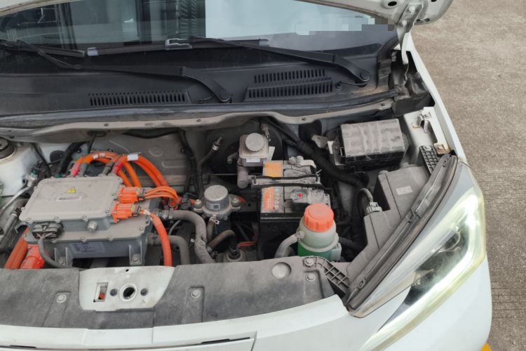 Used Electric House YOUNG Light XiaoXin 2021 S400 4-seater Engine Bay Left