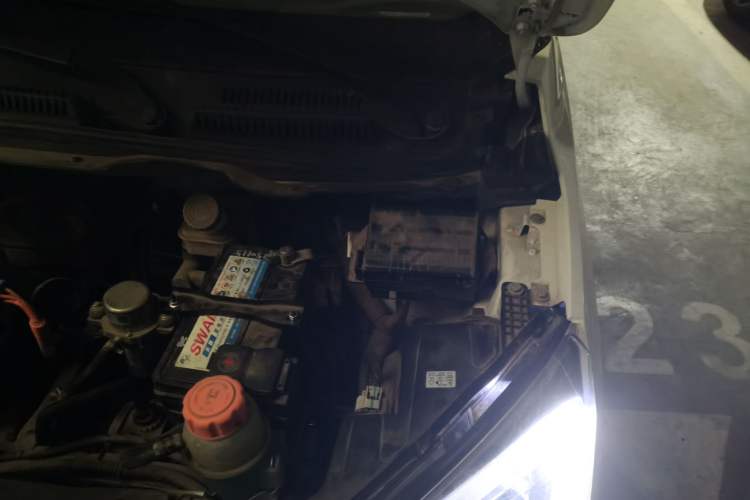 Used Electric House YOUNG Light XiaoXin 2021 S400 5-seater Engine Bay Left