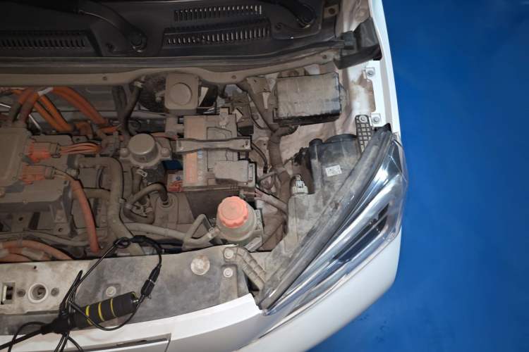 Used Electric House YOUNG Light XiaoXin 2021 L400 4-seater Engine Bay Left