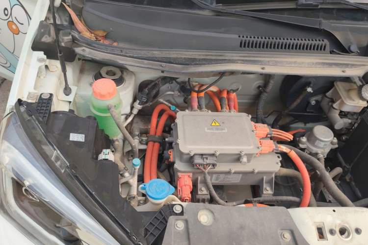 Used Electric House YOUNG Light XiaoXin 2021 S400 4-seater Engine Bay Right
