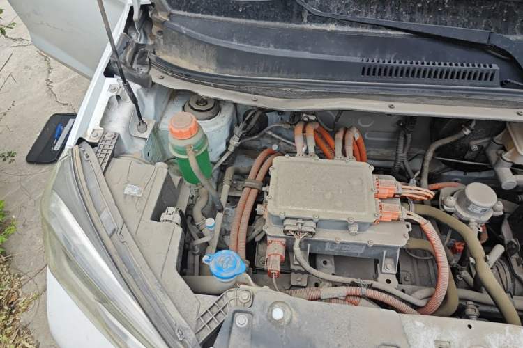 Used Electric House YOUNG Light XiaoXin 2021 S400 4-seater Engine Bay Right
