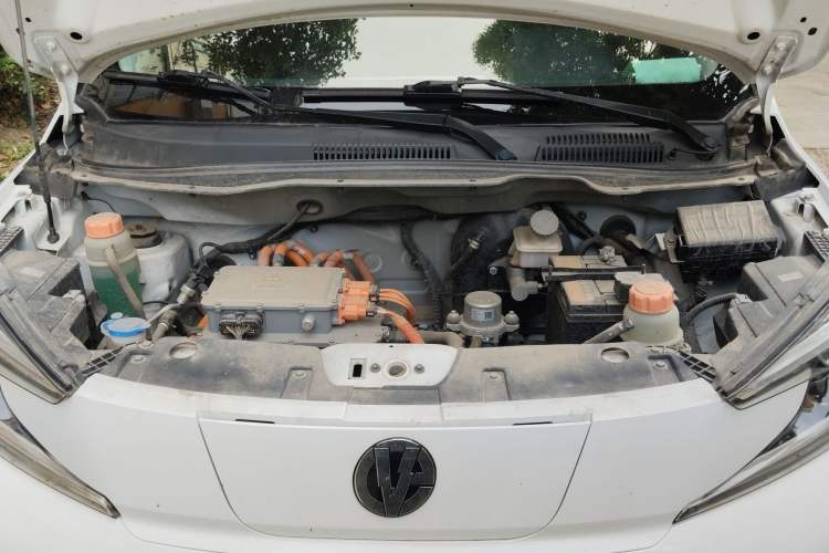 Used Electric House YOUNG Light XiaoXin 2021 S400 4-seater Engine Bay
