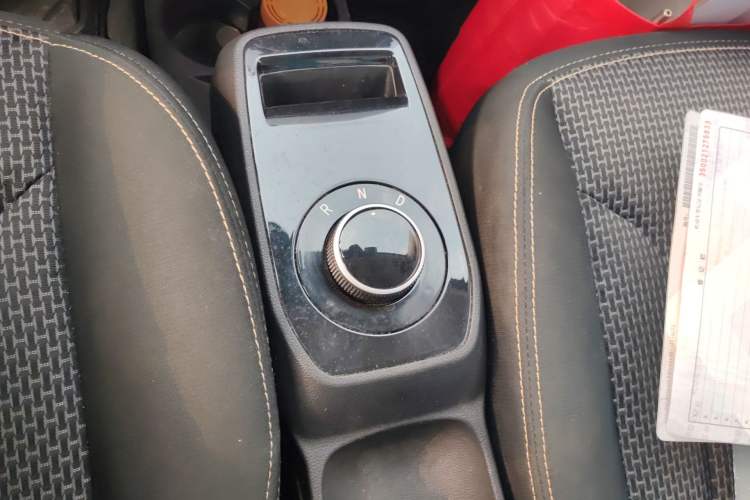 Used Electric House YOUNG Light XiaoXin 2021 S400 4-seater Gear Lever