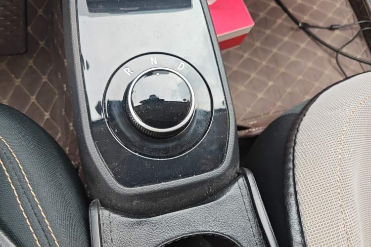 Used Electric House YOUNG Light XiaoXin 2021 S400 4-seater Gear Lever