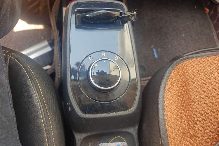 Used Electric House YOUNG Light XiaoXin 2021 L400 4-seater Gear Lever