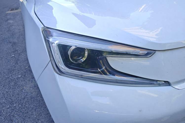 Used Electric House YOUNG Light XiaoXin 2021 S300 4-seater Right Front Headlight